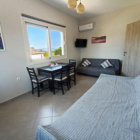 Airport Palmtree Apartments - 15Min From Airport อาร์เตมีดา ภายนอก รูปภาพ