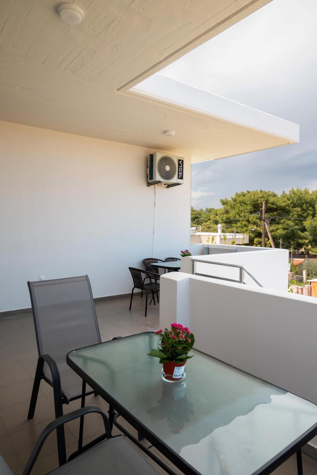 Airport Palmtree Apartments - 15Min From Airport อาร์เตมีดา ภายนอก รูปภาพ