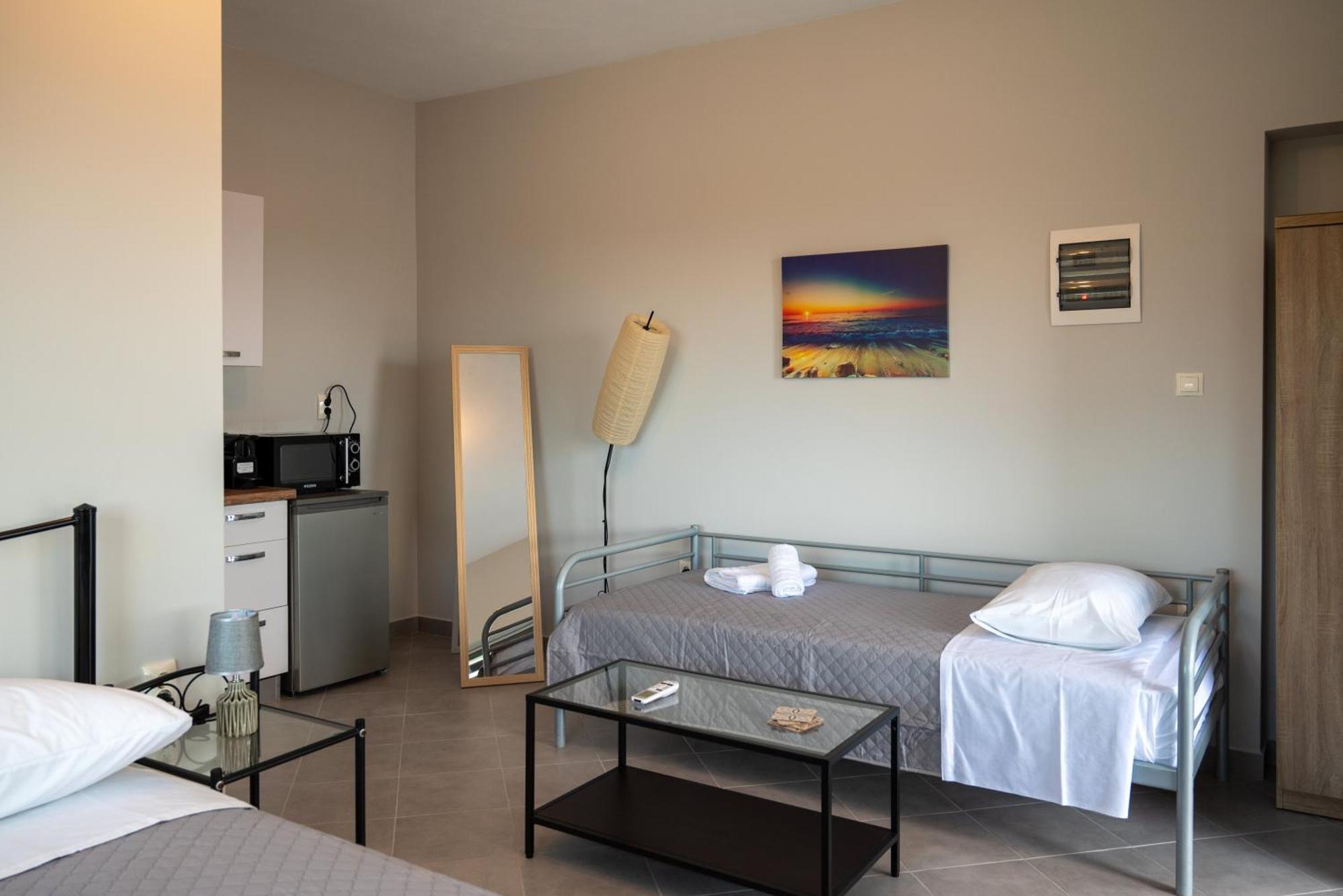Airport Palmtree Apartments - 15Min From Airport อาร์เตมีดา ภายนอก รูปภาพ