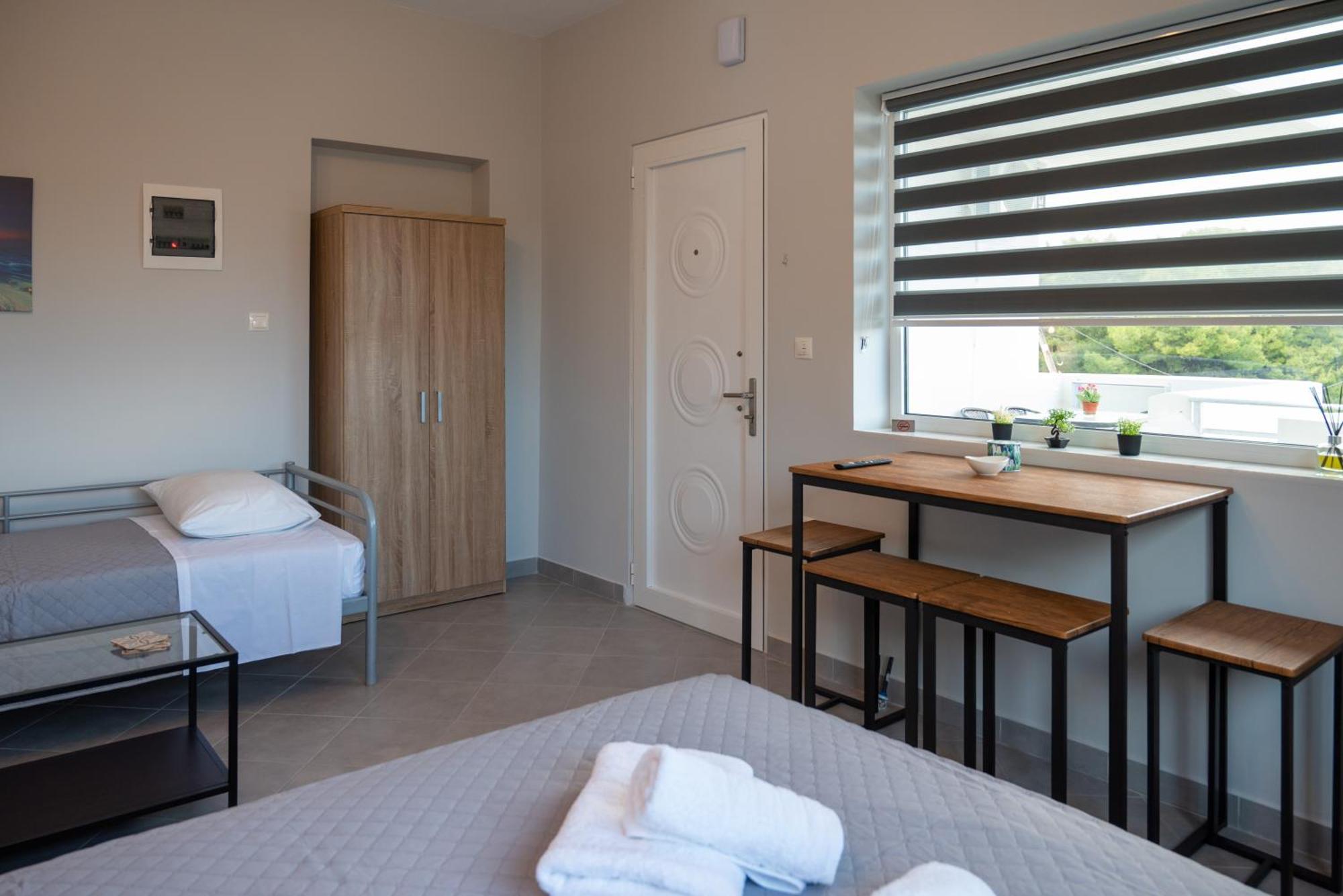 Airport Palmtree Apartments - 15Min From Airport อาร์เตมีดา ภายนอก รูปภาพ
